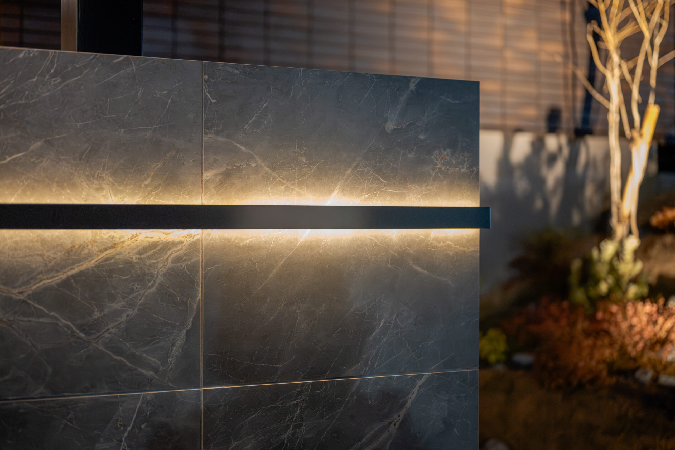 兵庫県　「帰るたびに、少し誇らしくなる家。」 三井ホームの邸宅に寄り添うモダンエクステリア