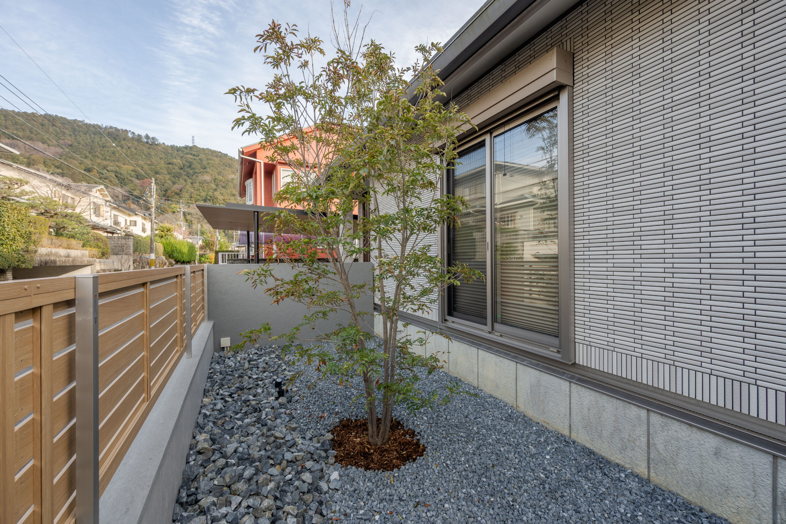 大阪府　外構リノベーションで叶える上質な庭空間