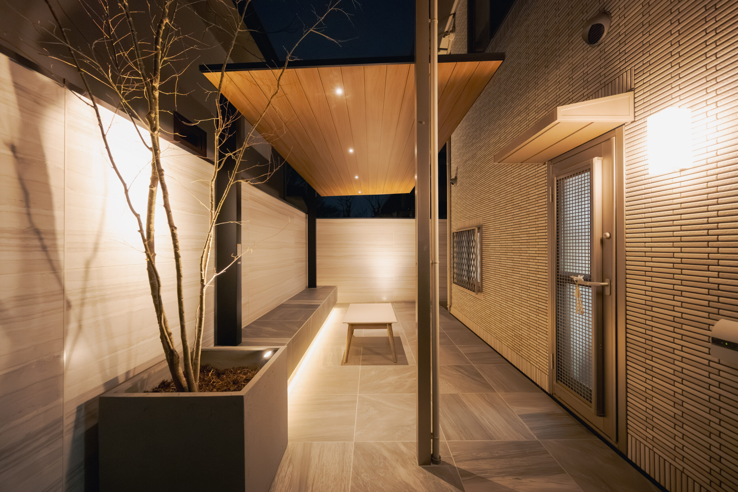 大阪府　外構リノベーションで叶える上質な庭空間